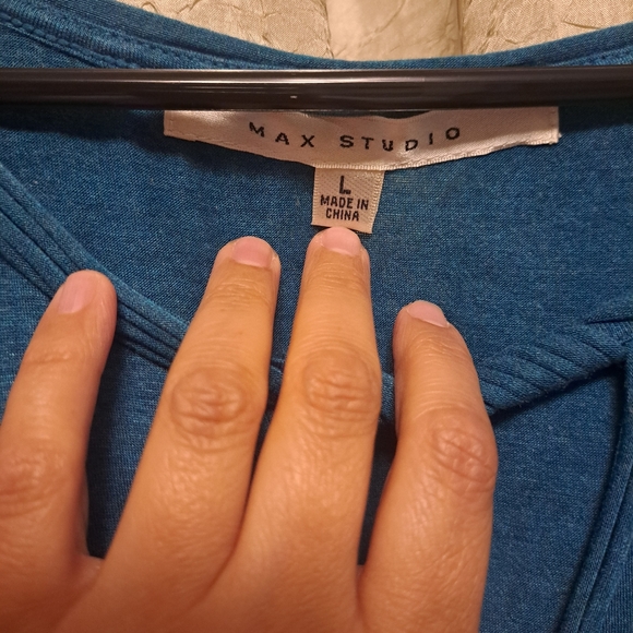 Max Studio Top - Picture 6 of 7